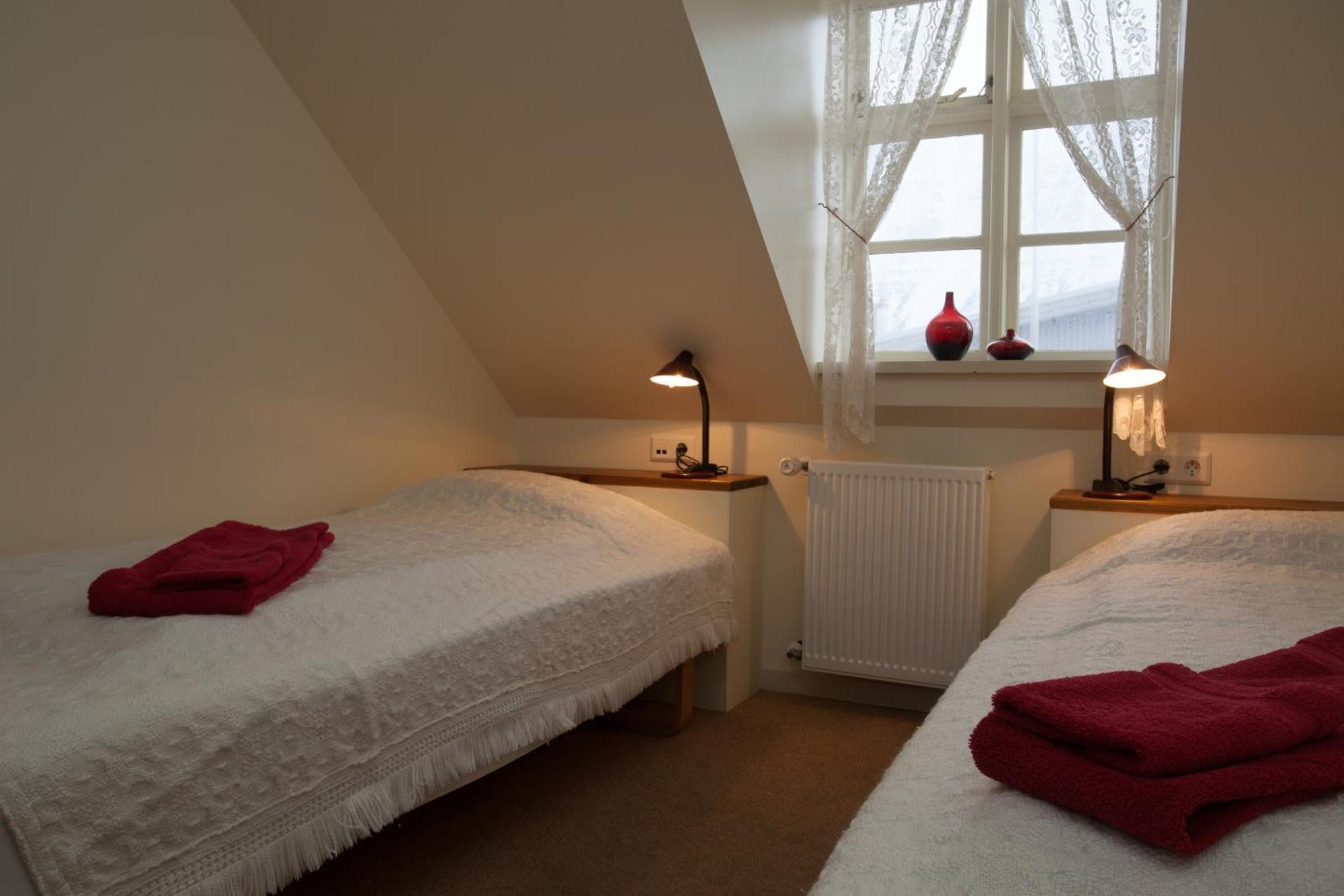 Guesthouse Gamla Ísafjörður Esterno foto