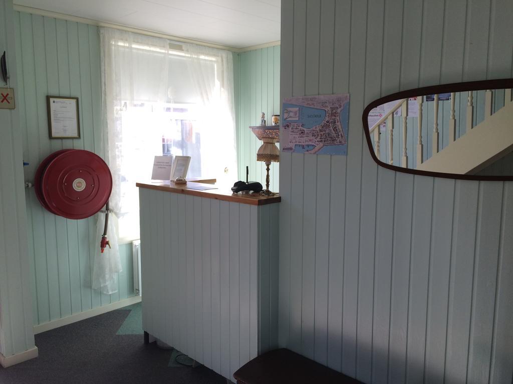 Guesthouse Gamla Ísafjörður Esterno foto