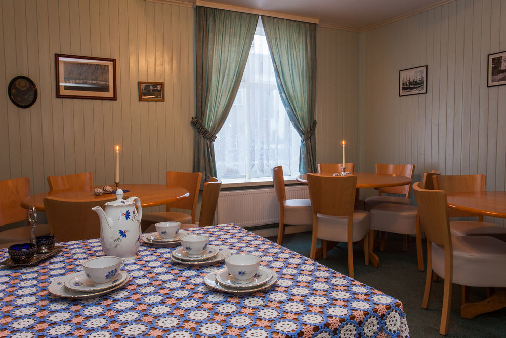 Guesthouse Gamla Ísafjörður Esterno foto