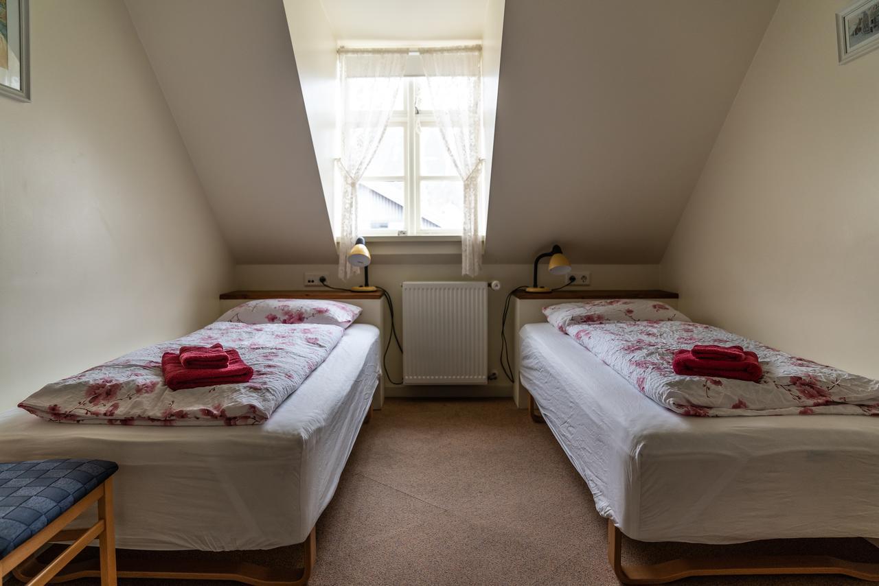 Guesthouse Gamla Ísafjörður Esterno foto