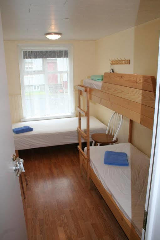 Guesthouse Gamla Ísafjörður Esterno foto
